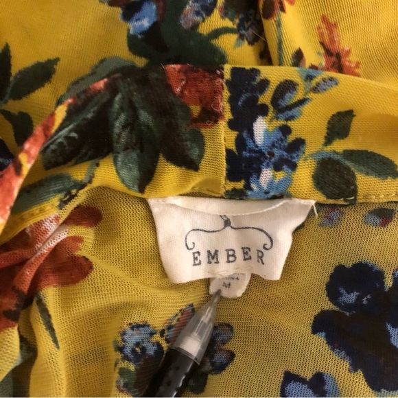 Ember Women’s Floral long sleeve Pullover front tie Top Sz Med # ST5126 - Picture 5 of 8